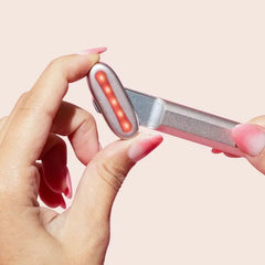 Dispositivo di lifting del viso a microcorrente